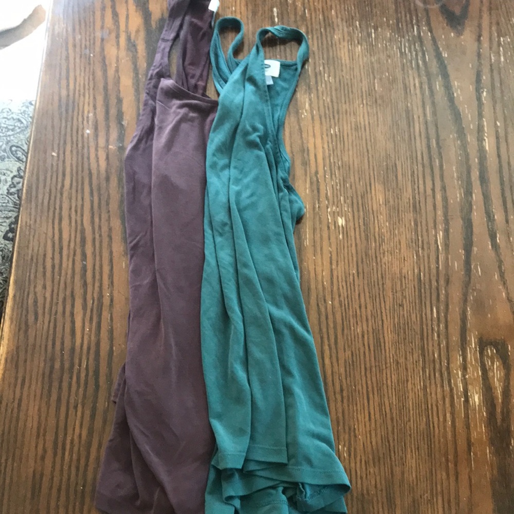 2 Old Navy Flowy Racer Back Tanks, Very Flattering